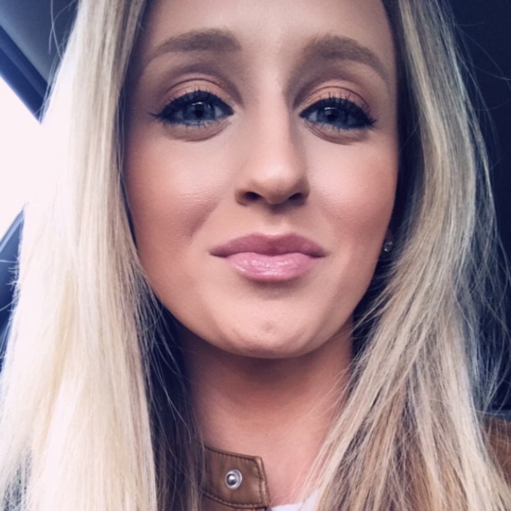 Meet your Posher, Kelly